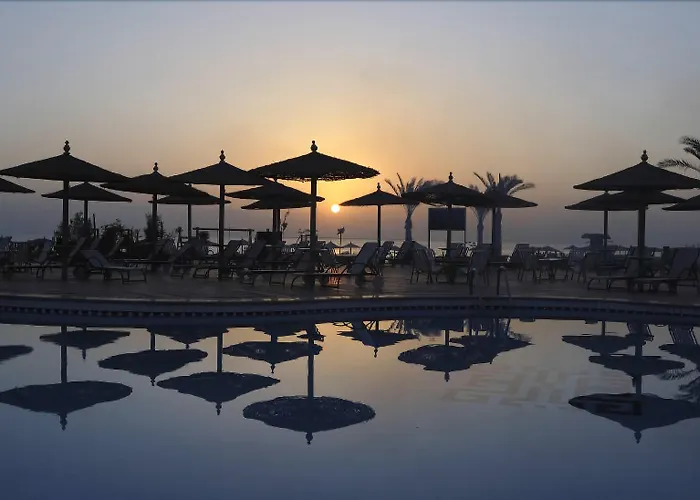 Shams Alam 4*